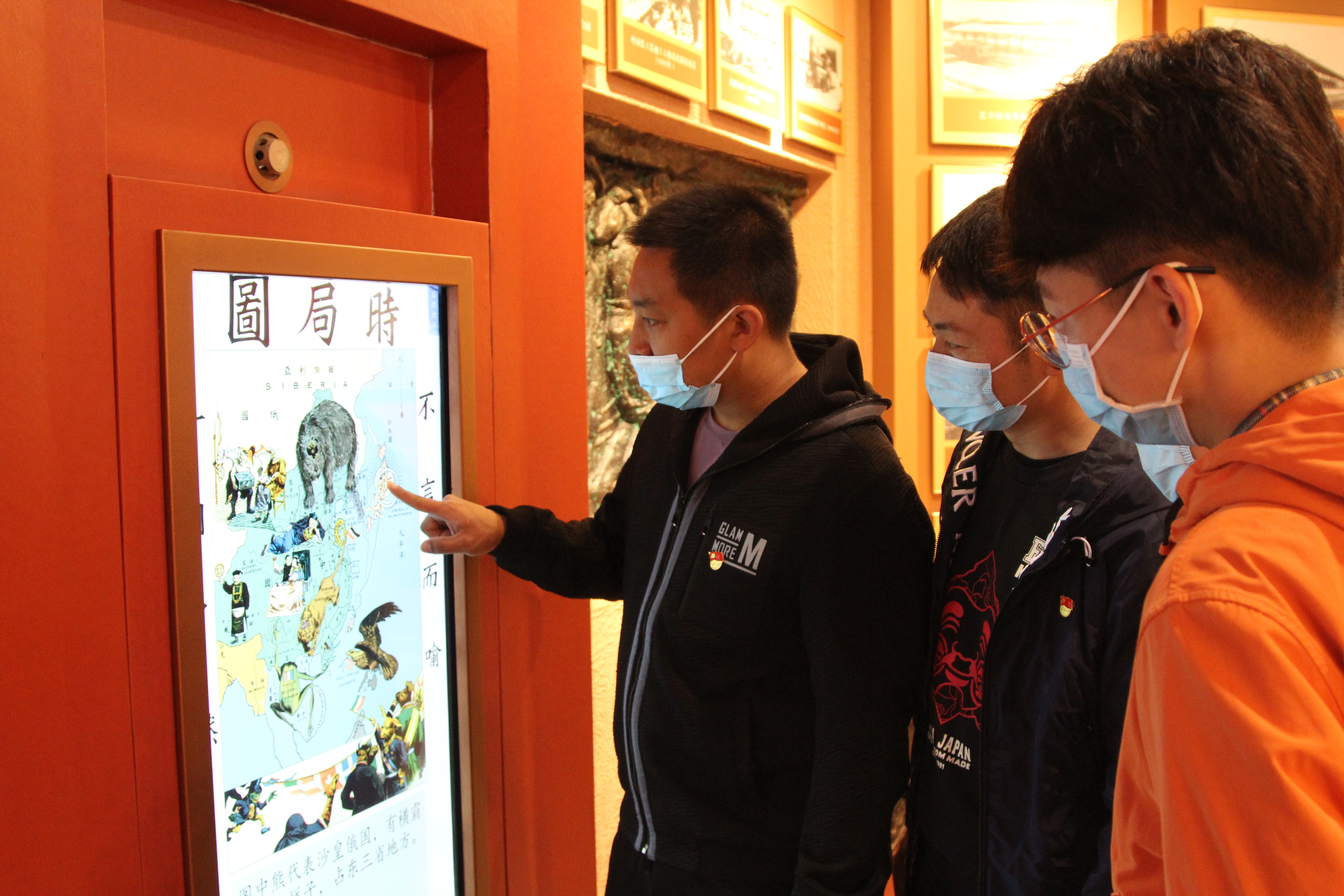 回顾历史.jpg 回顾历史.jpg